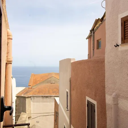 Appartamento Il Tuo Palazzetto Storico - Tra Le Viuzze Della Rocca Antica *